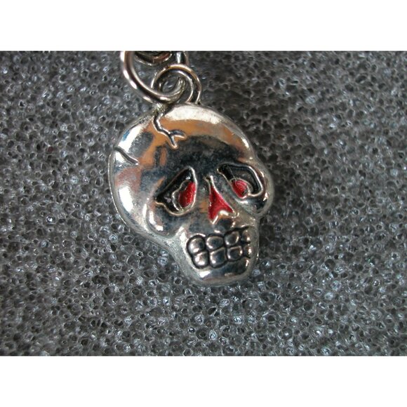 Skull Charm Bracelet 7" - Picture 3 of 3